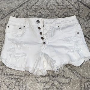 ✨AE High Rise Festival Denim Short